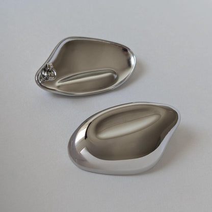 Oyster Earrings - Silver