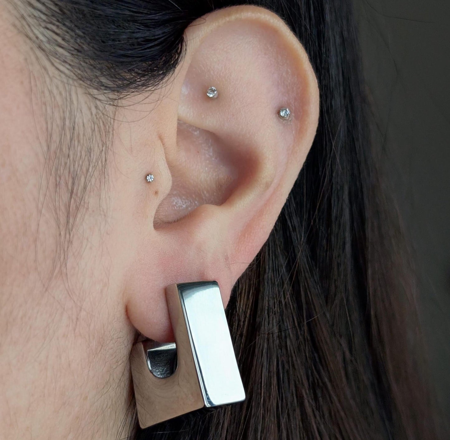 Nita Chunky Hoop Earrings - Silver