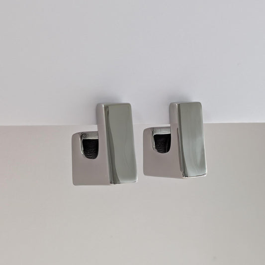 Nita Chunky Hoop Earrings - Silver