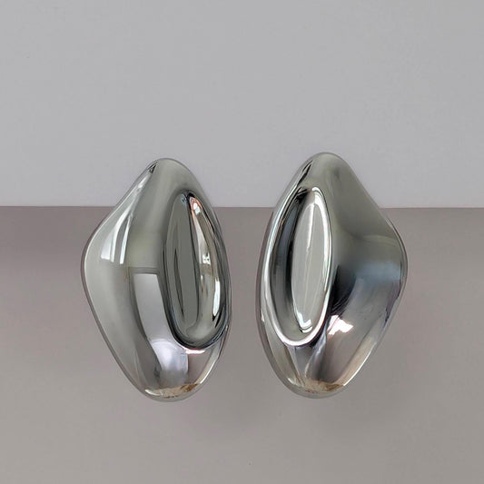 Oyster Earrings - Silver