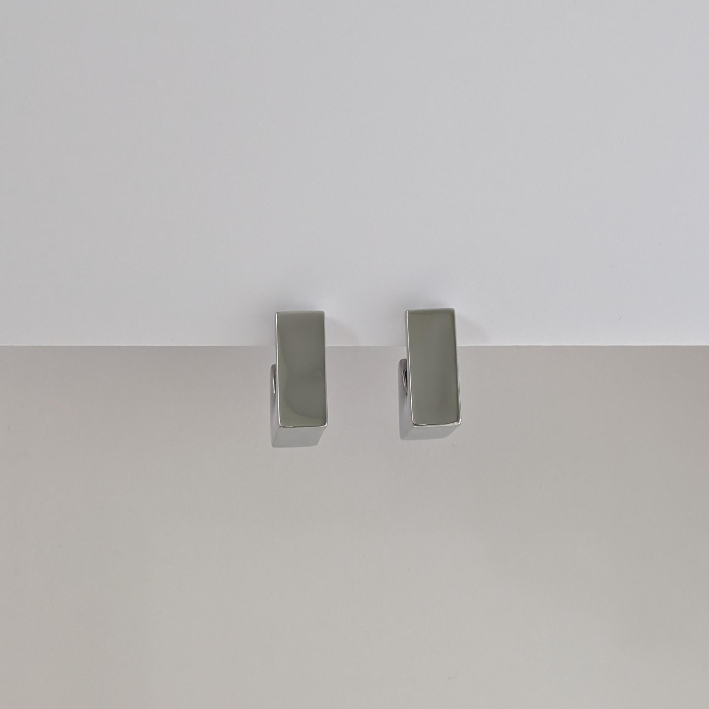 Nita Hoop Earrings - Silver