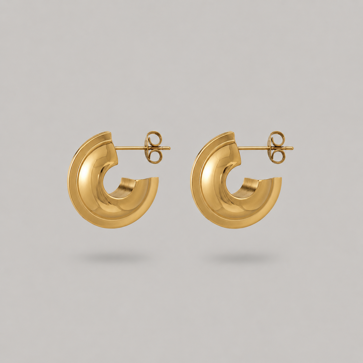 Amelia Hoop Earrings