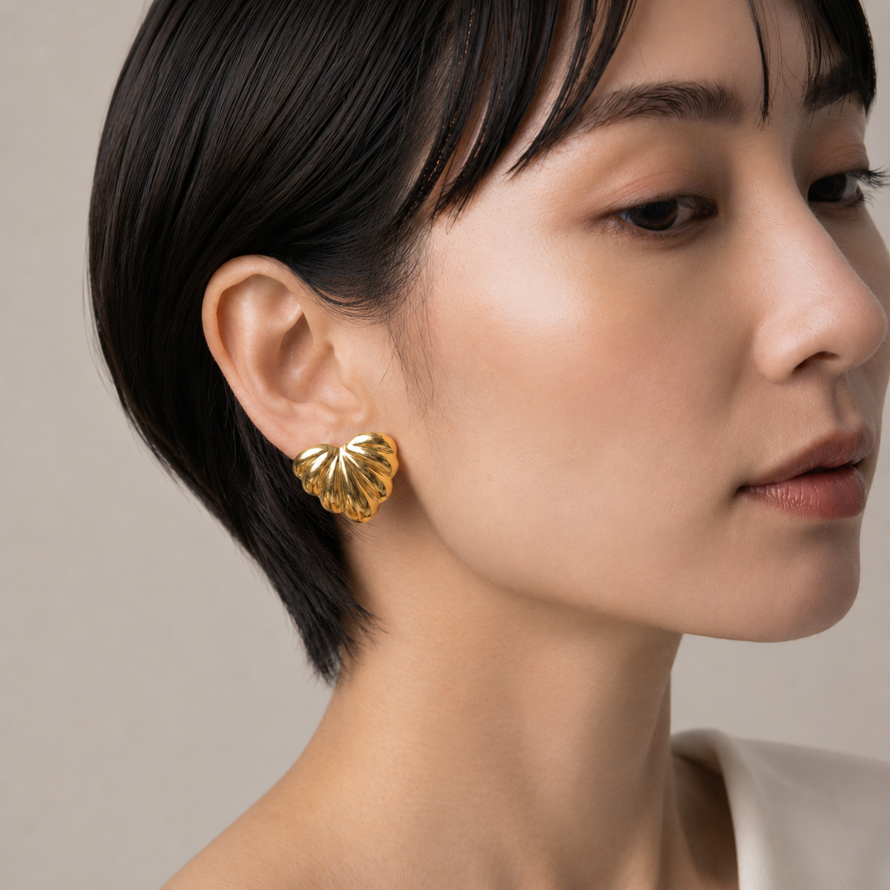 Amore Earrings - Gold