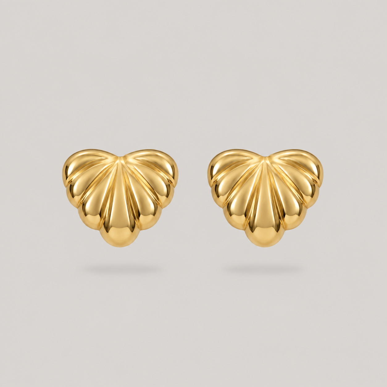 Amore Earrings - Gold