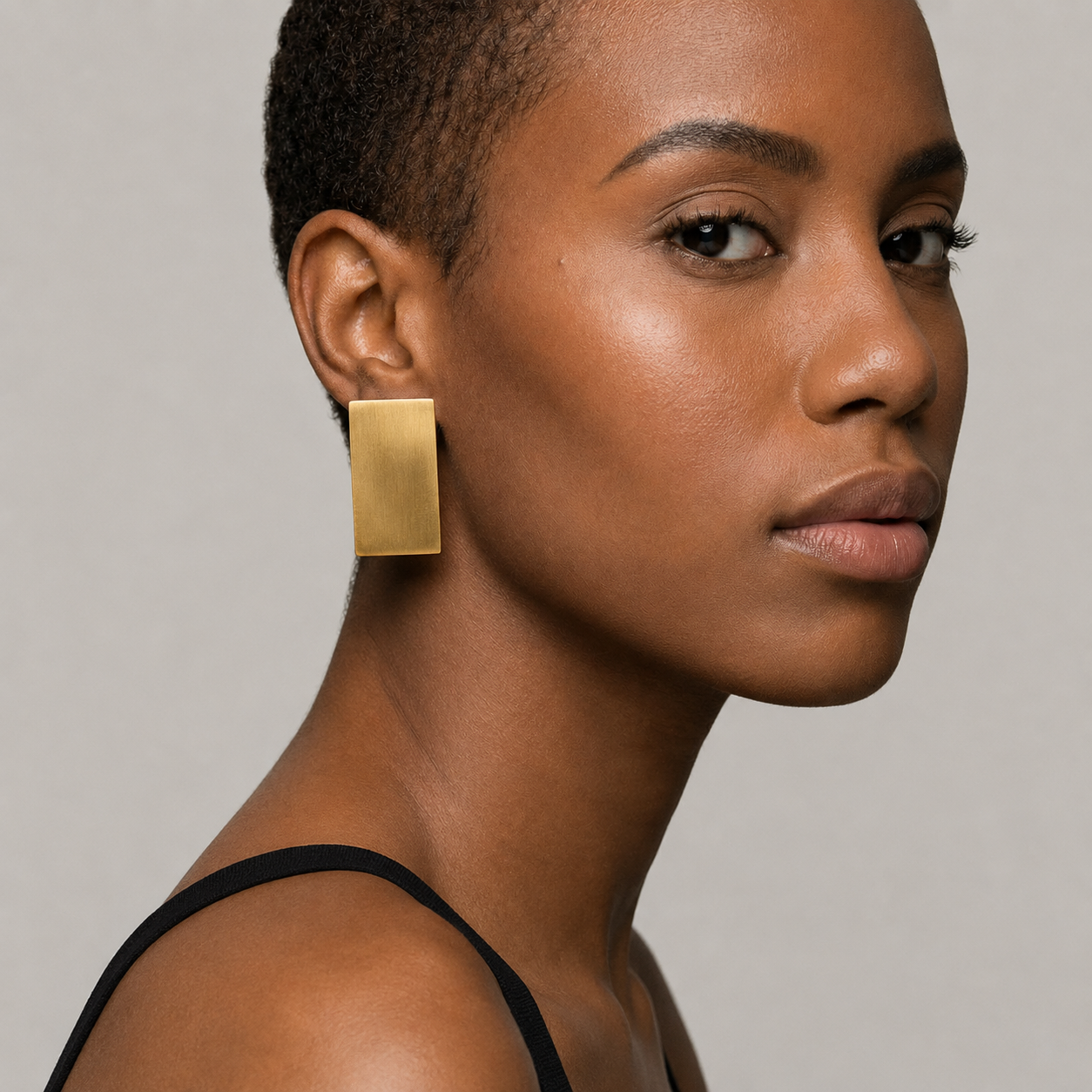 Milano Stud Earrings - Gold
