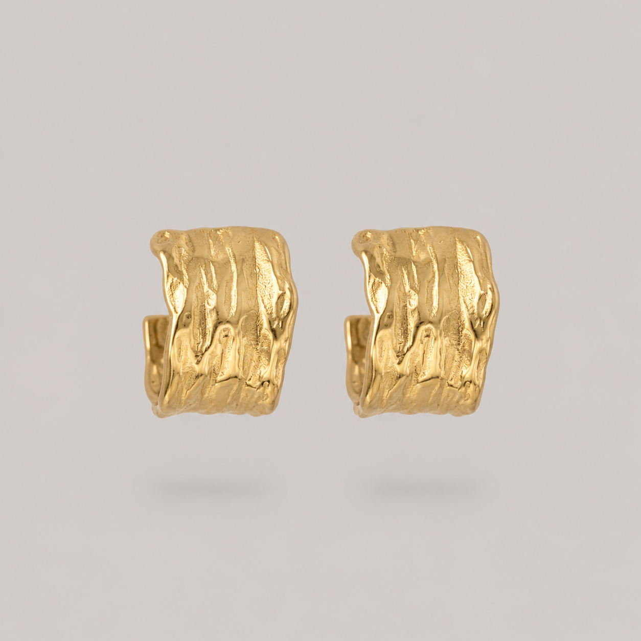 Mabby Hoop Earrings