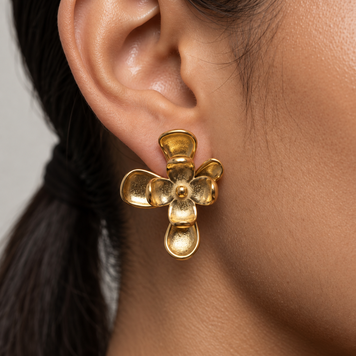 Poppy - Gold