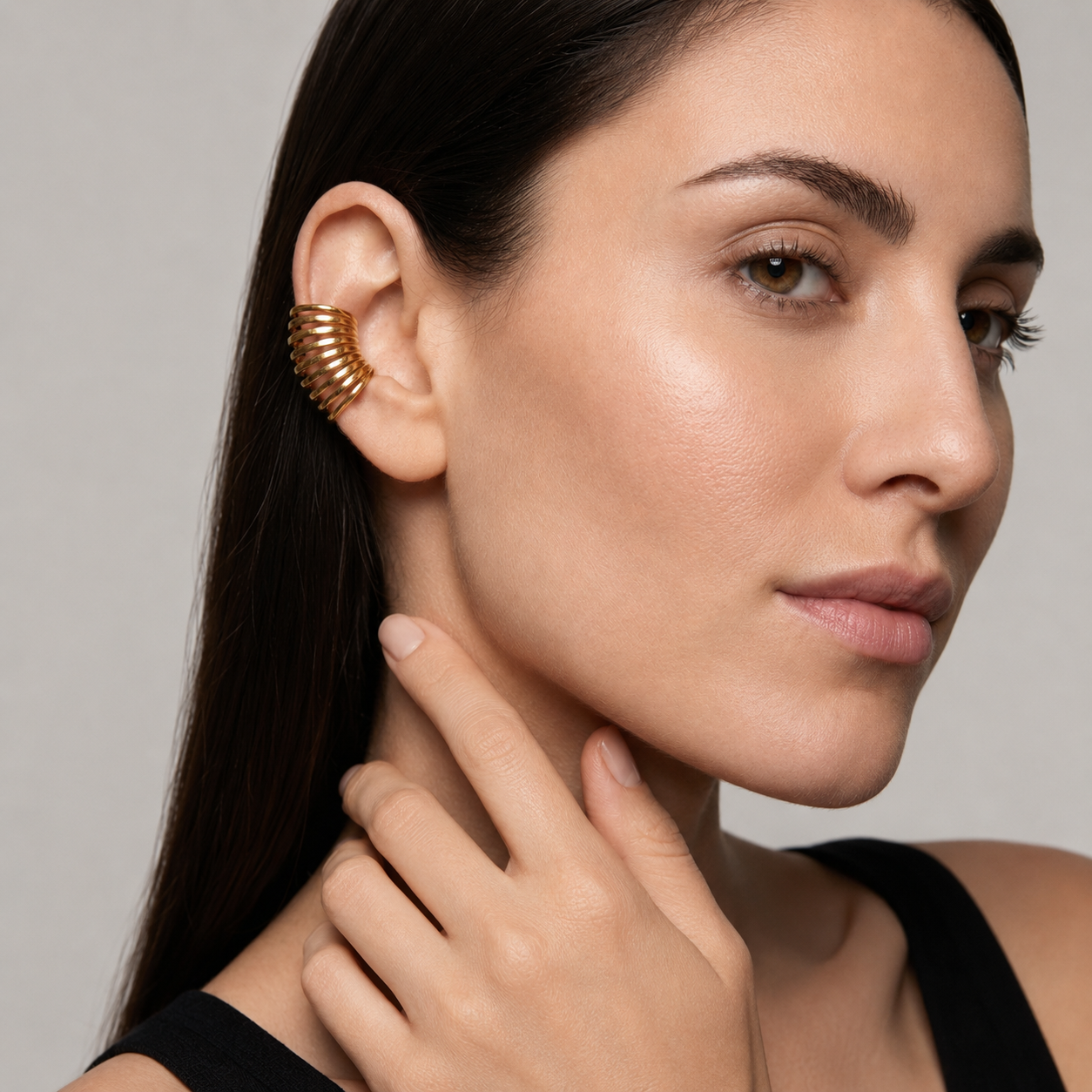 Mila Ear Cuff