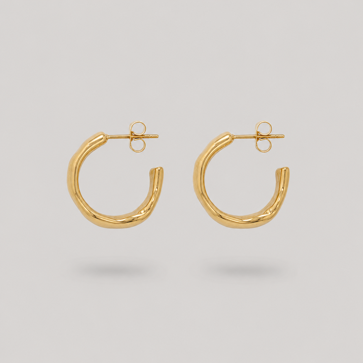 Mabby Hoop Earrings