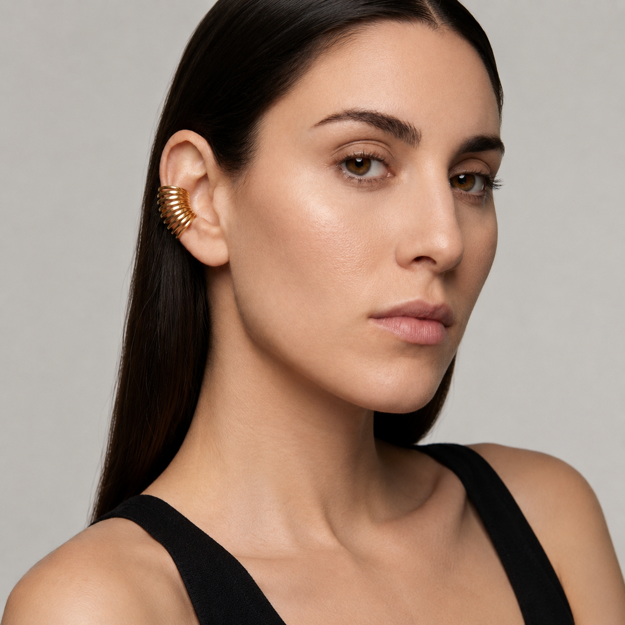 Mila Ear Cuff