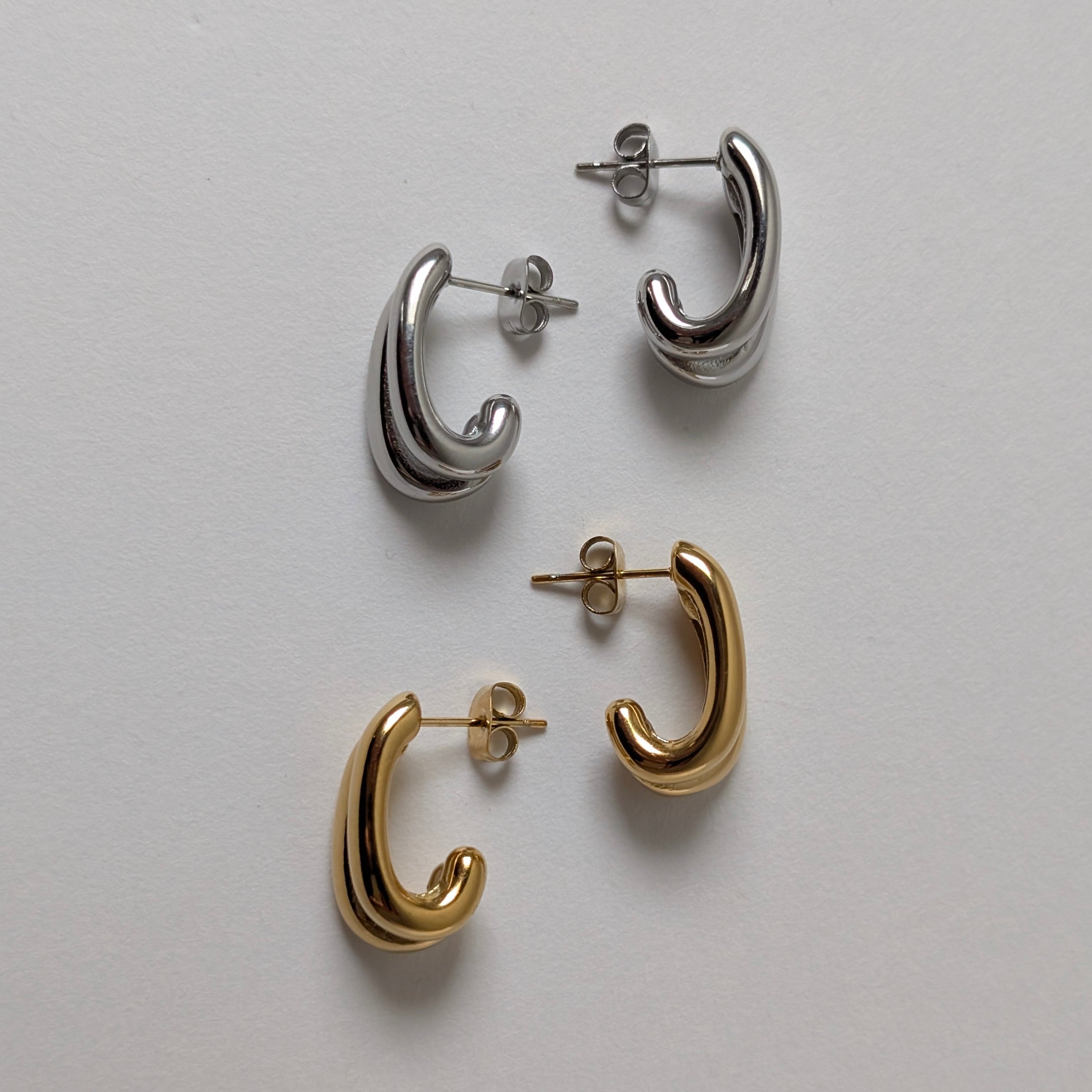 Sina Mini Double Hoop Earrings