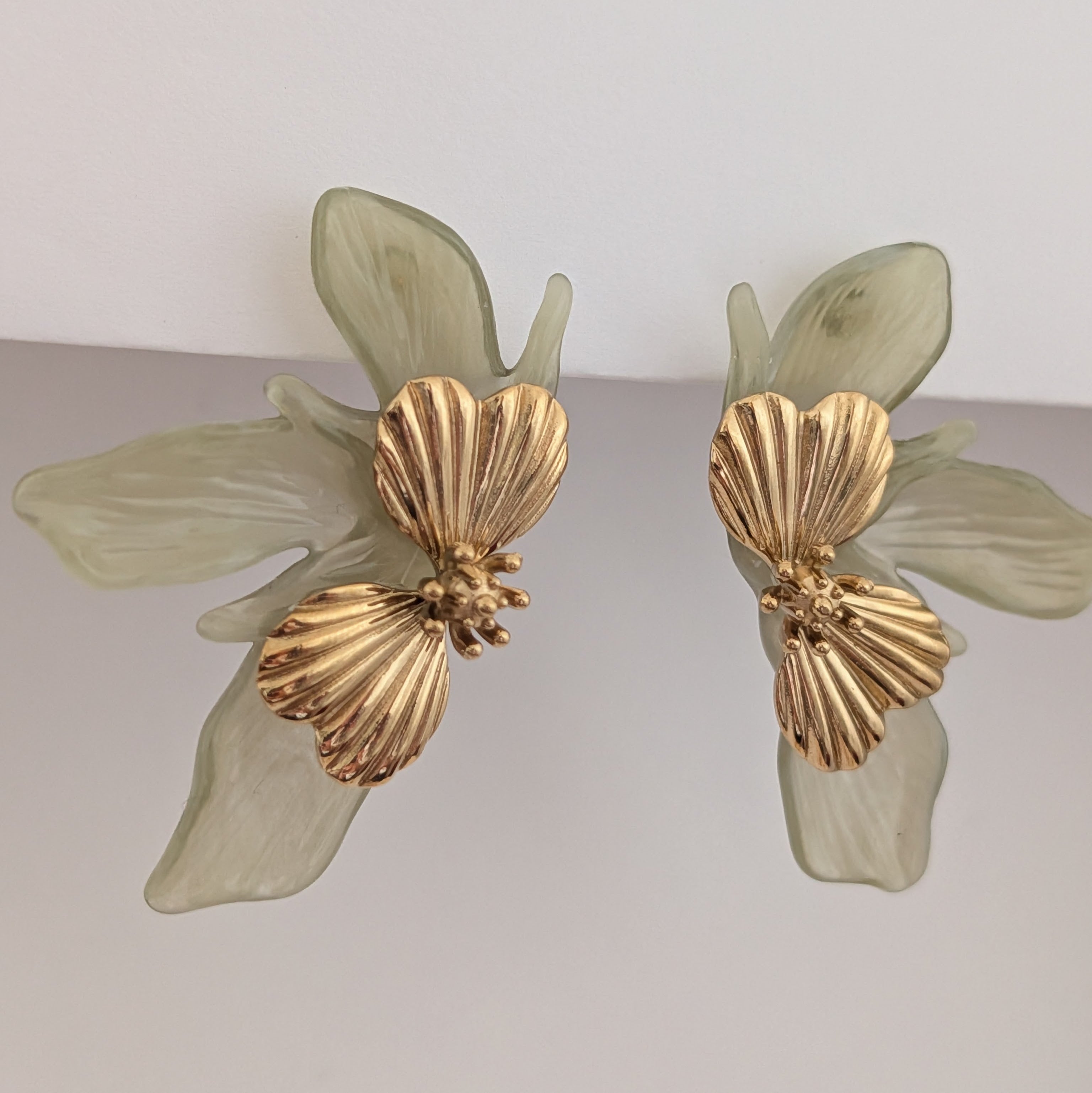 Flora Earrings - Pistachio