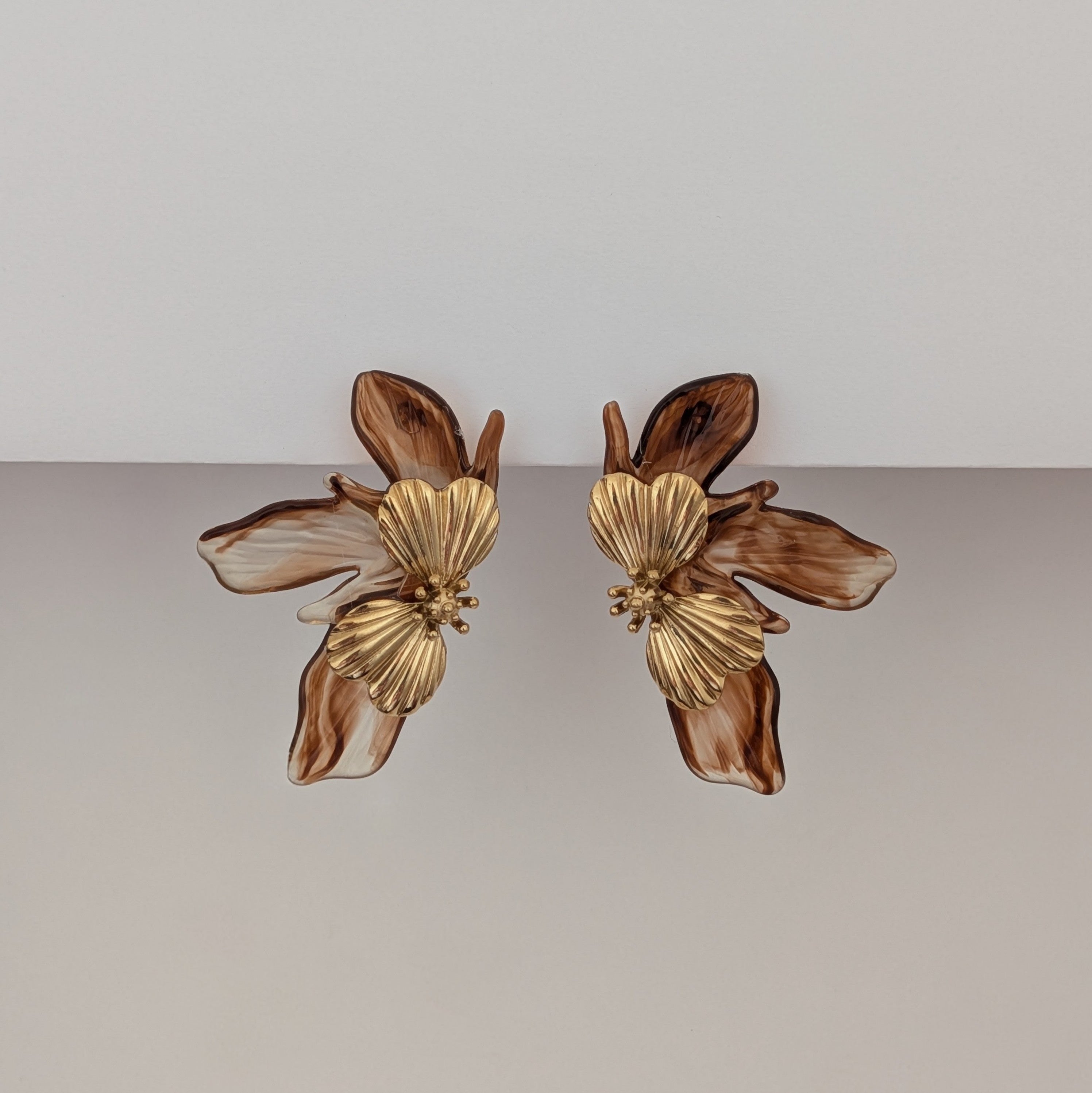 Flora Earrings - Amber