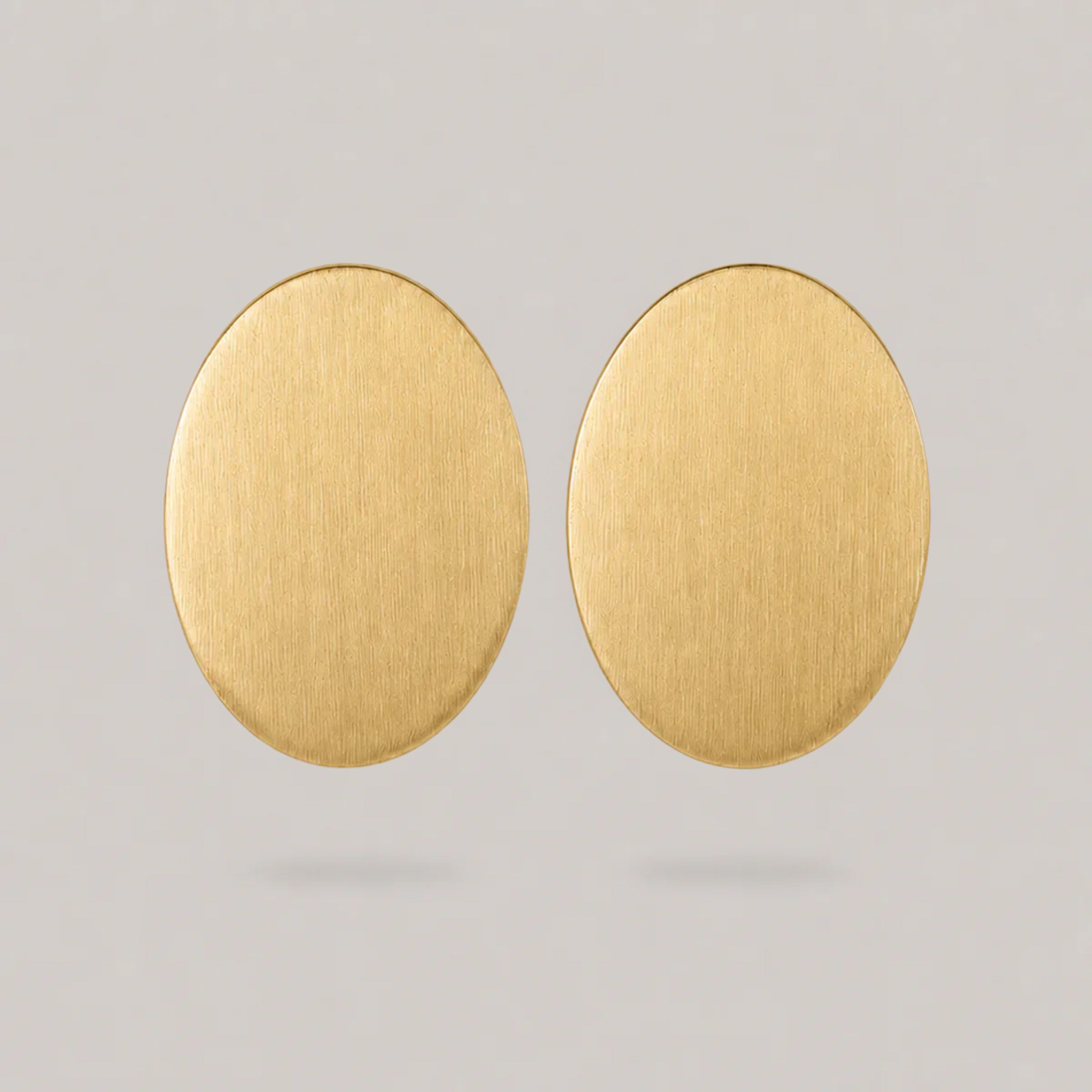 Roma Stud Earrings - Gold
