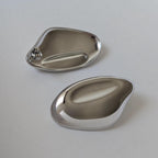 Oyster Earrings - Silver