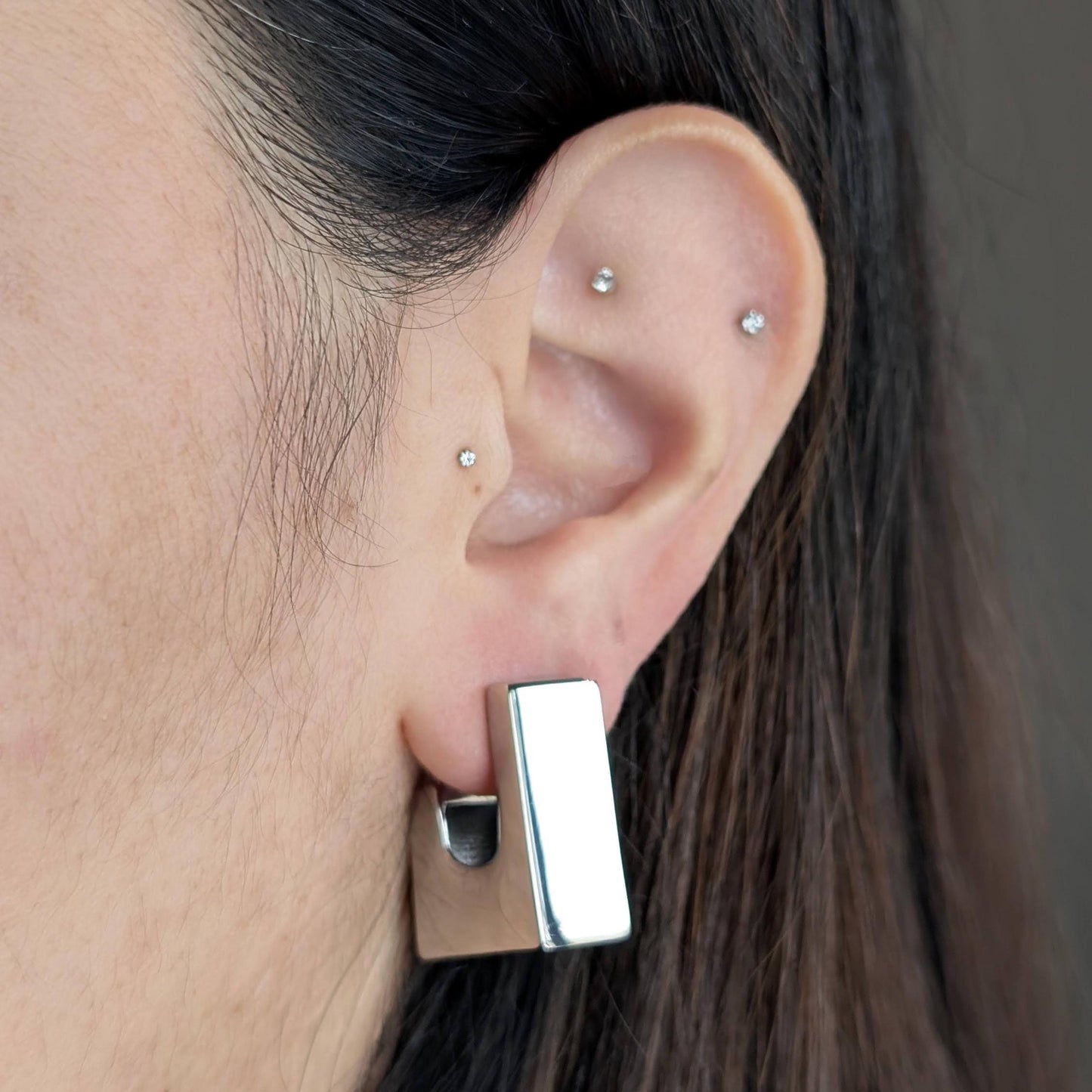 Nita Chunky Hoop Earrings - Silver