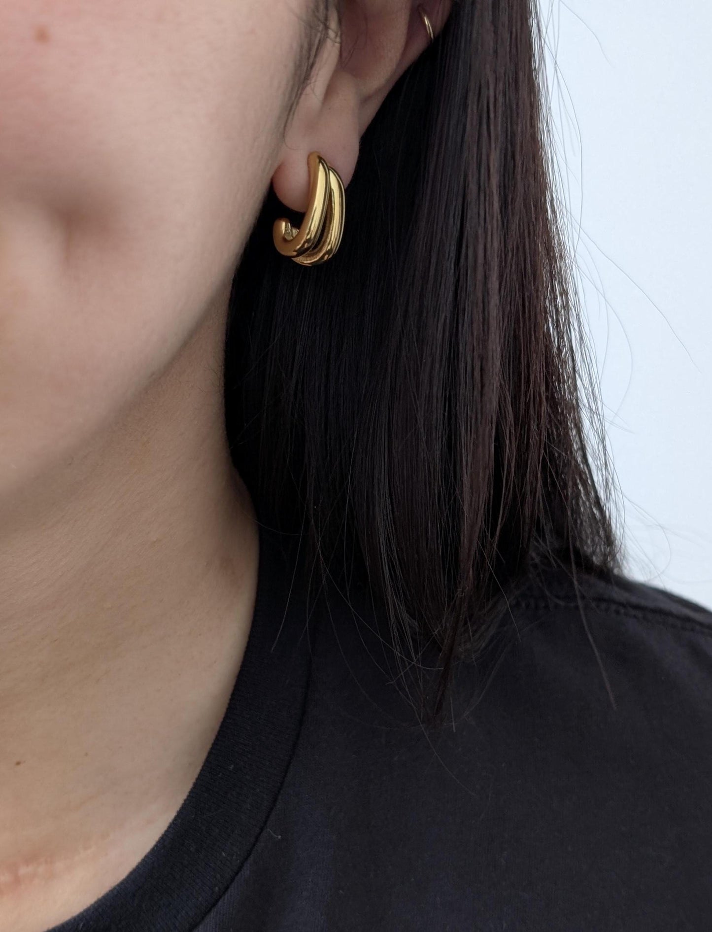 Sina Mini Double Hoop Earrings